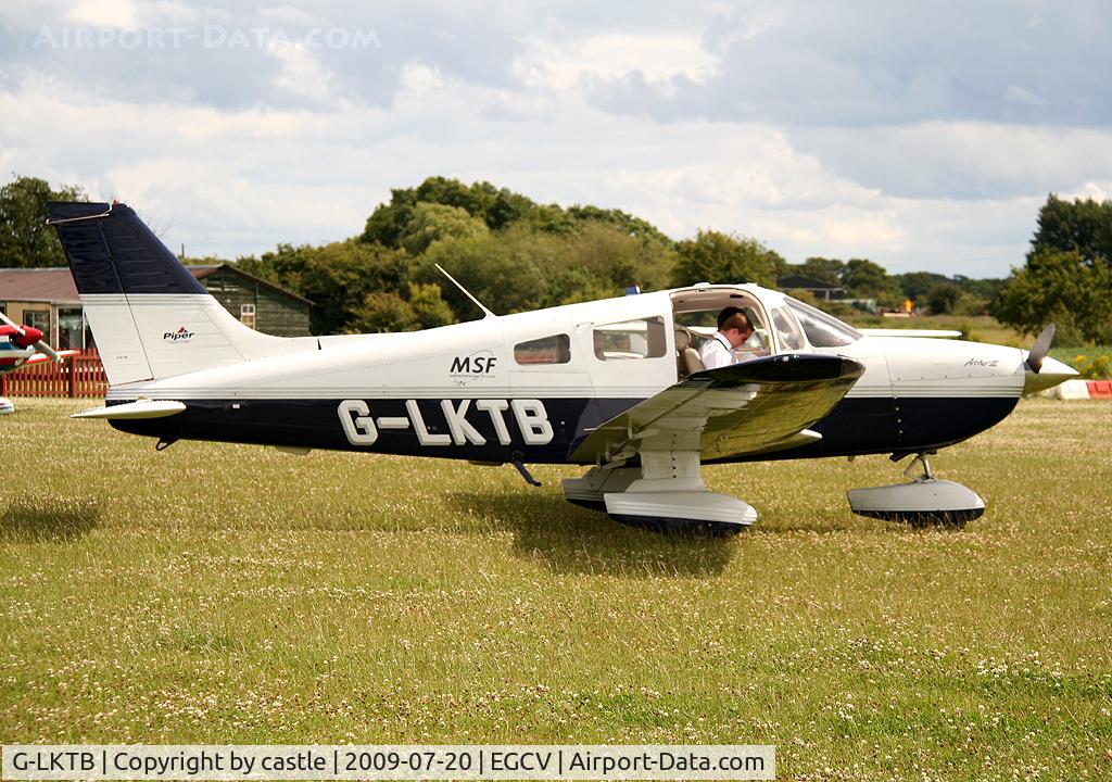 G-LKTB, 2001 Piper PA-28-181 Cherokee Archer III C/N 2843496, seen @ Sleap