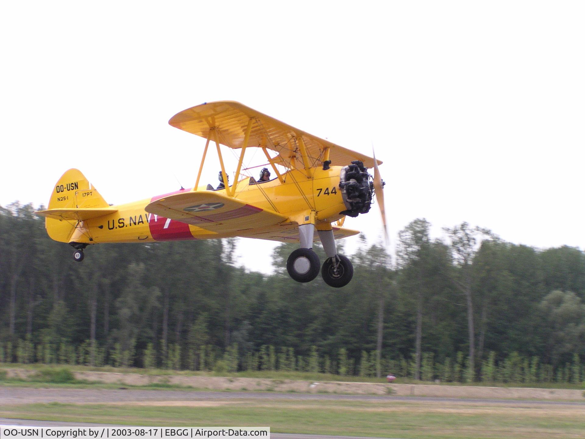 OO-USN, 1942 Boeing PT-17 Kaydet (A75N1) C/N 75-4695, Opendeur VZP 2003