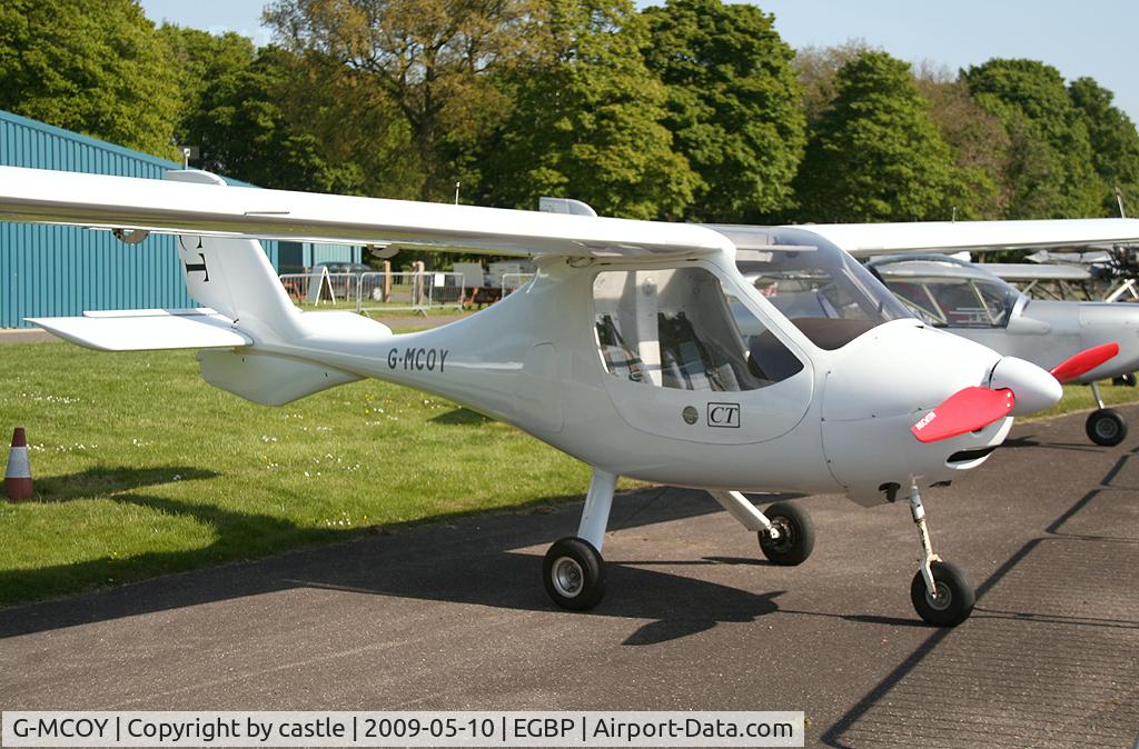 G-MCOY, 2001 Flight Design CT2K C/N 01.04.01.12, seen @ Kemble