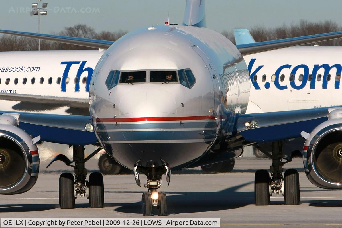 OE-ILX, 2001 Boeing 737-8DR C/N 32777, SZG Wintercharter