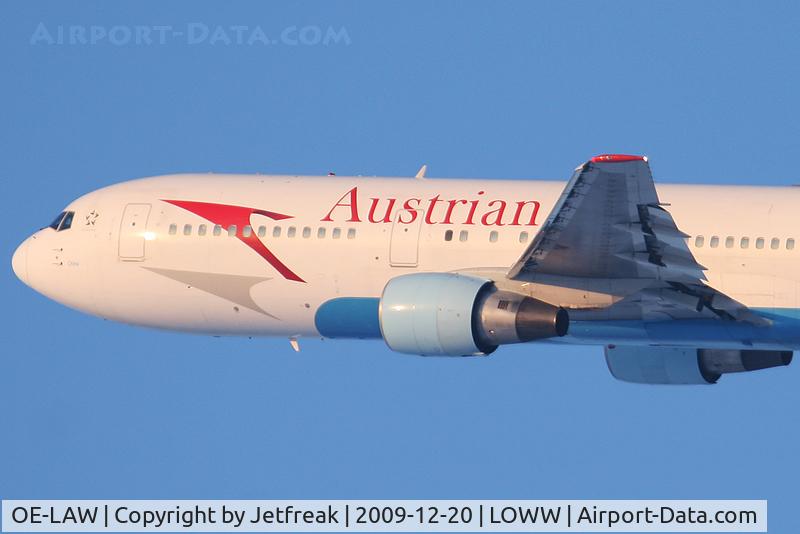 OE-LAW, 1992 Boeing 767-3Z9/ER C/N 26417, Austrian Boeing 767-3Z9, c/n: 26417