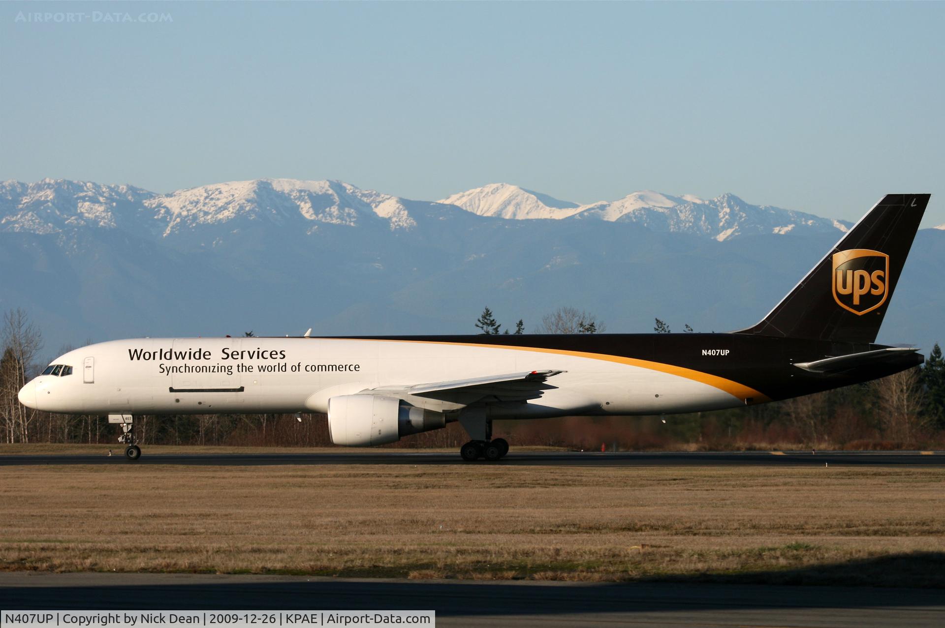 N407UP, 1988 Boeing 757-24APF C/N 23729, KPAE Arriving for maintenance by ATS