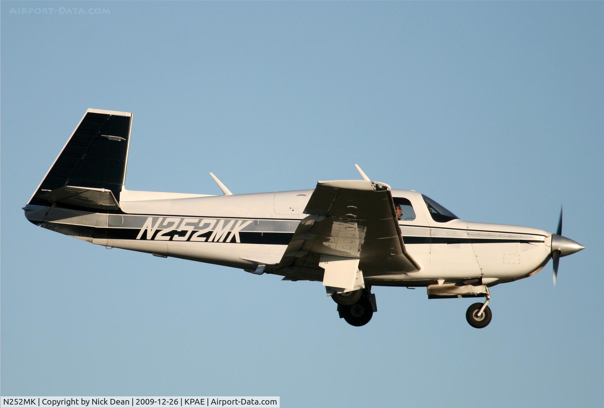 N252MK, 1988 Mooney M20K C/N 25-1193, KPAE