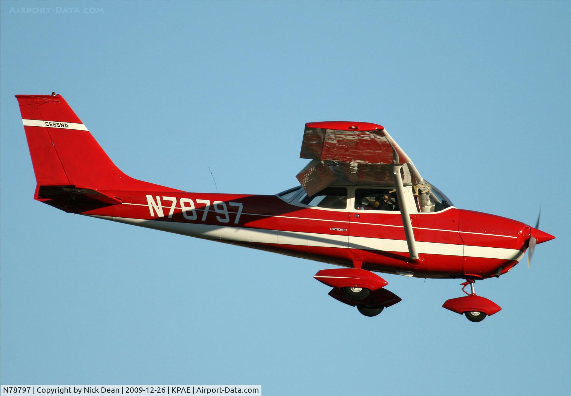 N78797, 1968 Cessna 172K Skyhawk C/N 17257767, KPAE