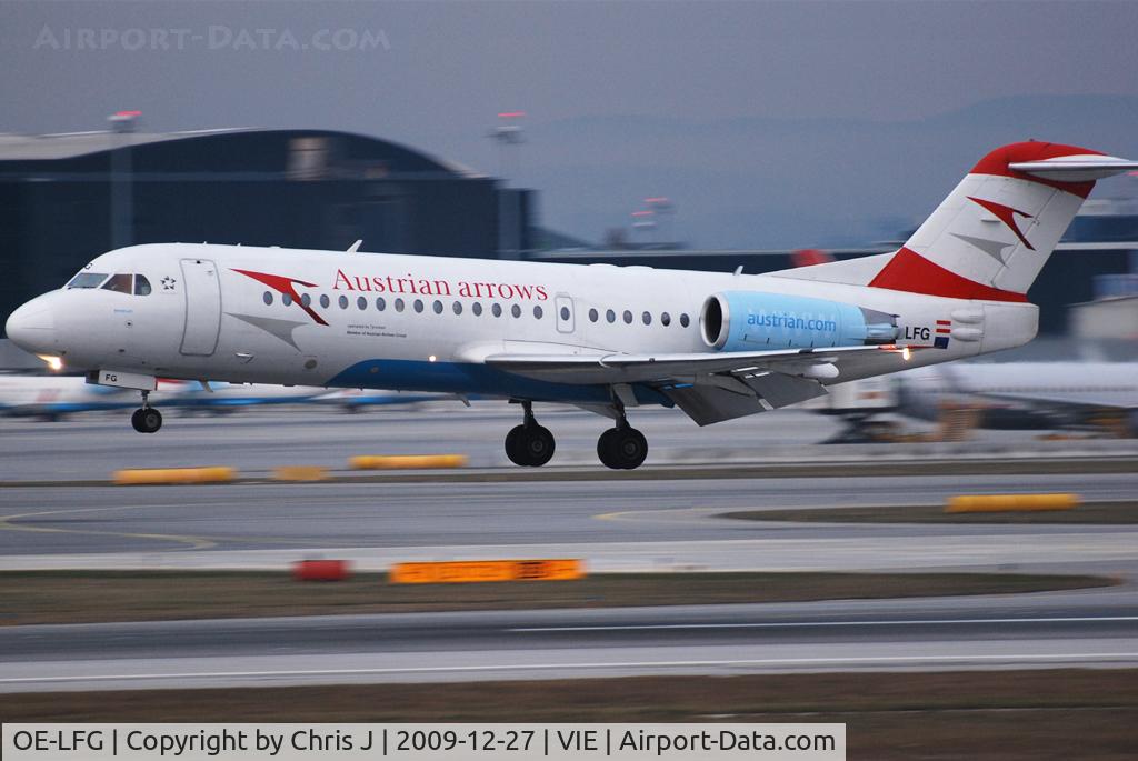 OE-LFG, 1995 Fokker 70 (F-28-0070) C/N 11549, Austrian arrows Fokker 70