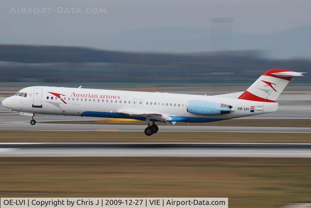 OE-LVI, 1993 Fokker 100 (F-28-0100) C/N 11468, Austrian arrows Fokker 100