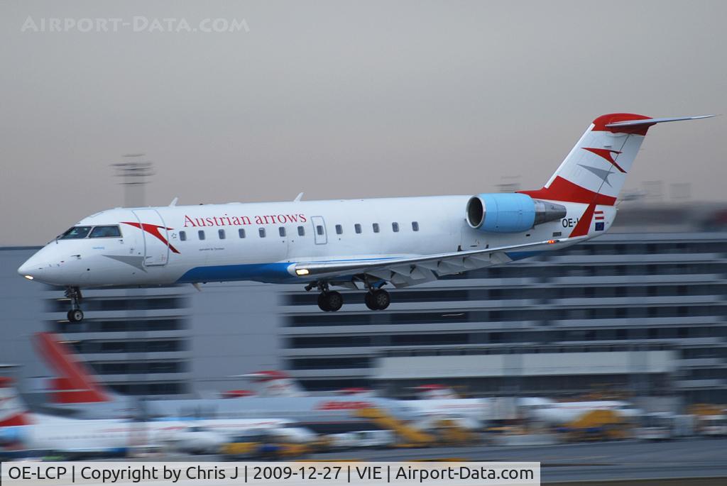 OE-LCP, 2001 Canadair CRJ-200LR (CL-600-2B19) C/N 7480, Austrian arrows Canadair Regional Jet CRJ200LR