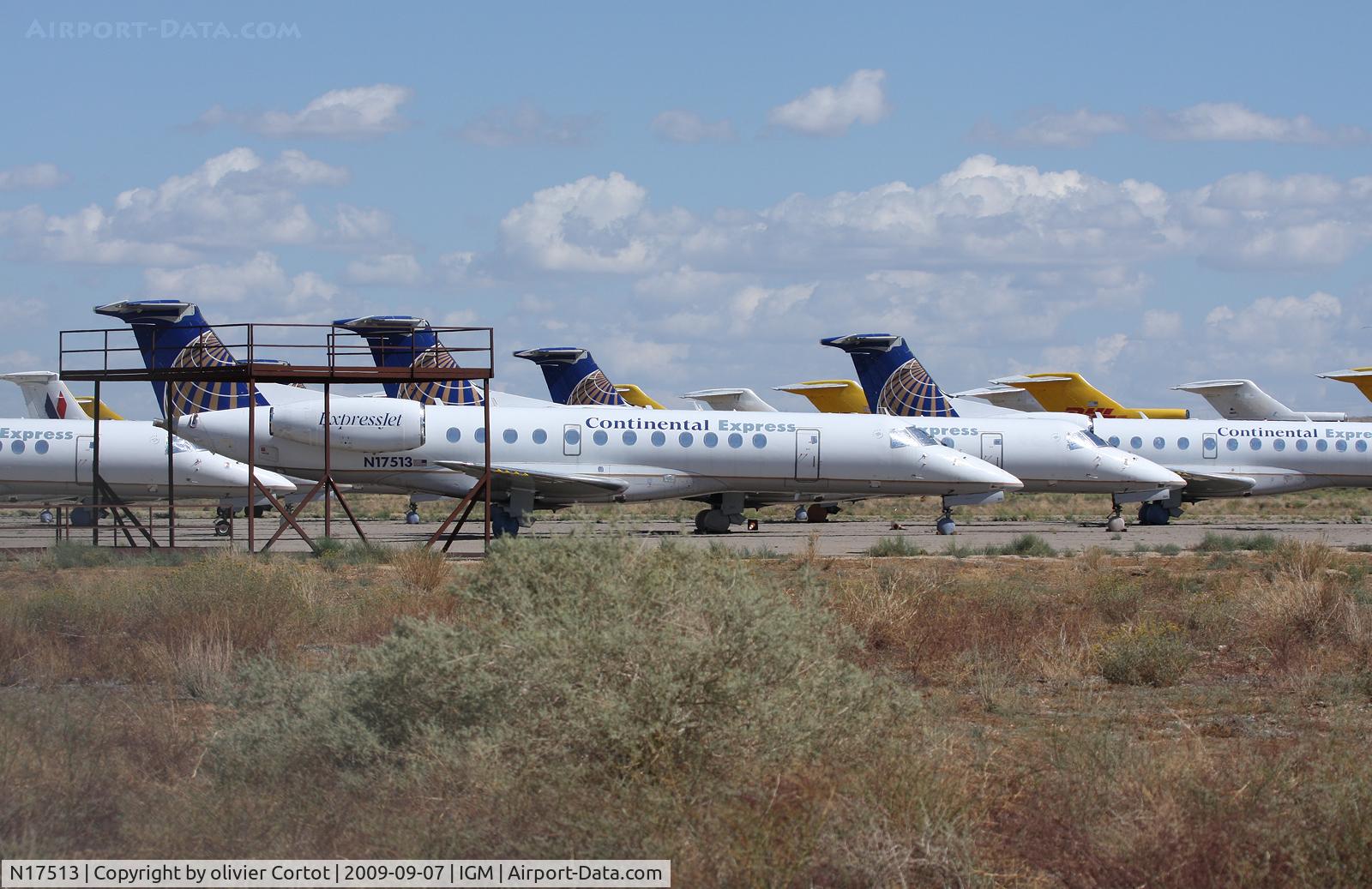 N17513, 2000 Embraer ERJ-135LR (EMB-135LR) C/N 145292, Already in storage at Kingman Airport...
