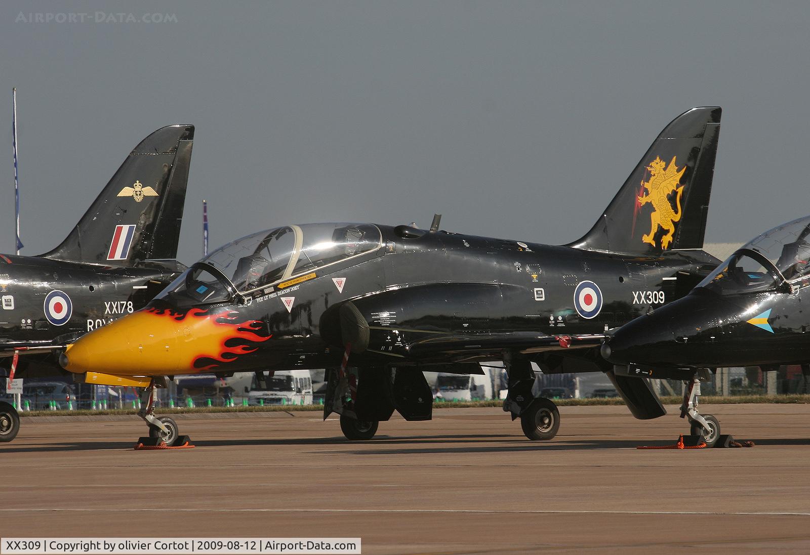 XX309, 1980 Hawker Siddeley Hawk T.1 C/N 144/312134, On display at the RIAT 2005