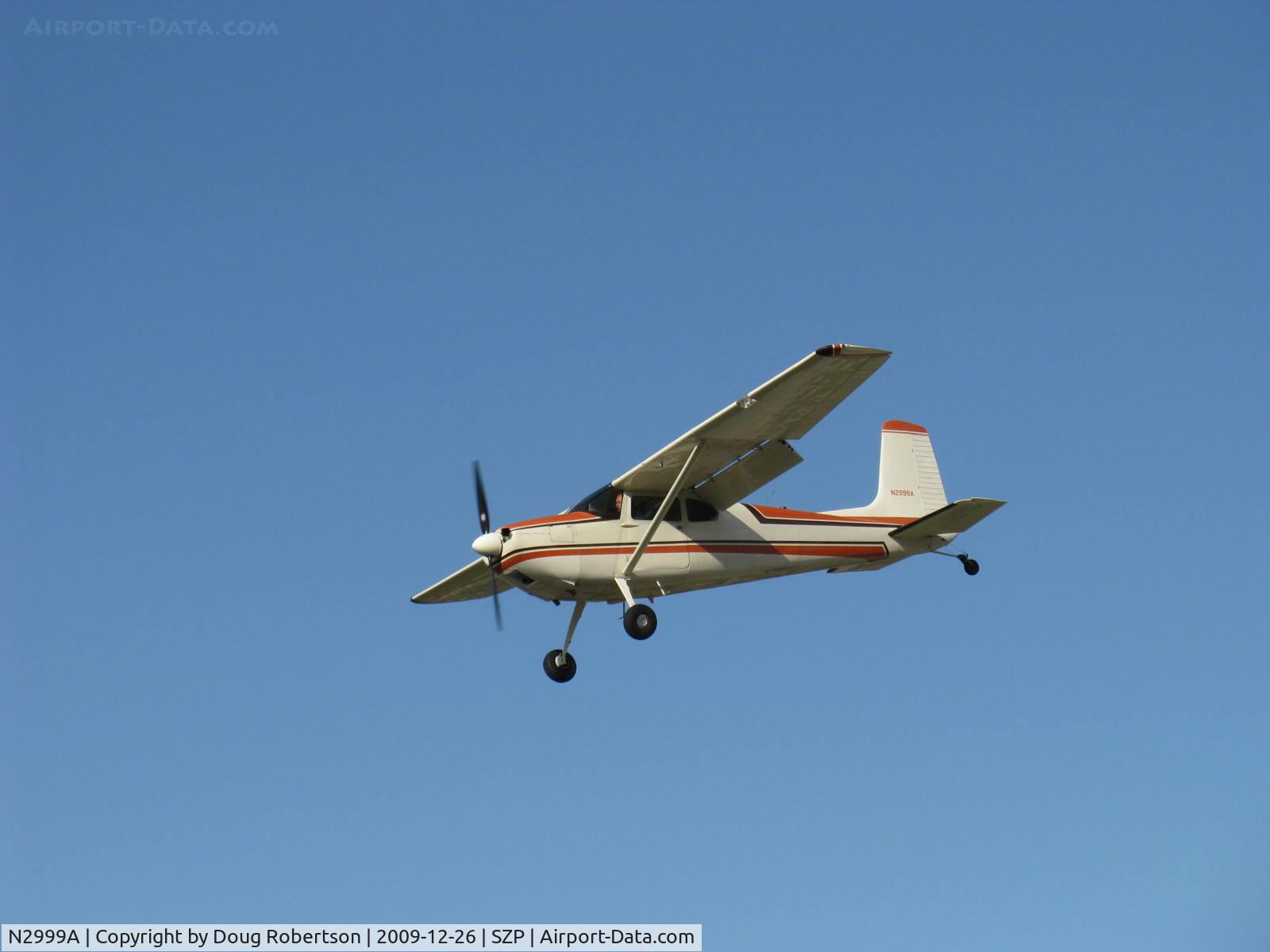 N2999A, 1953 Cessna 180 C/N 30199, 1953 Cessna 180, Continental O-470-A 225 Hp, on final Rwy 22