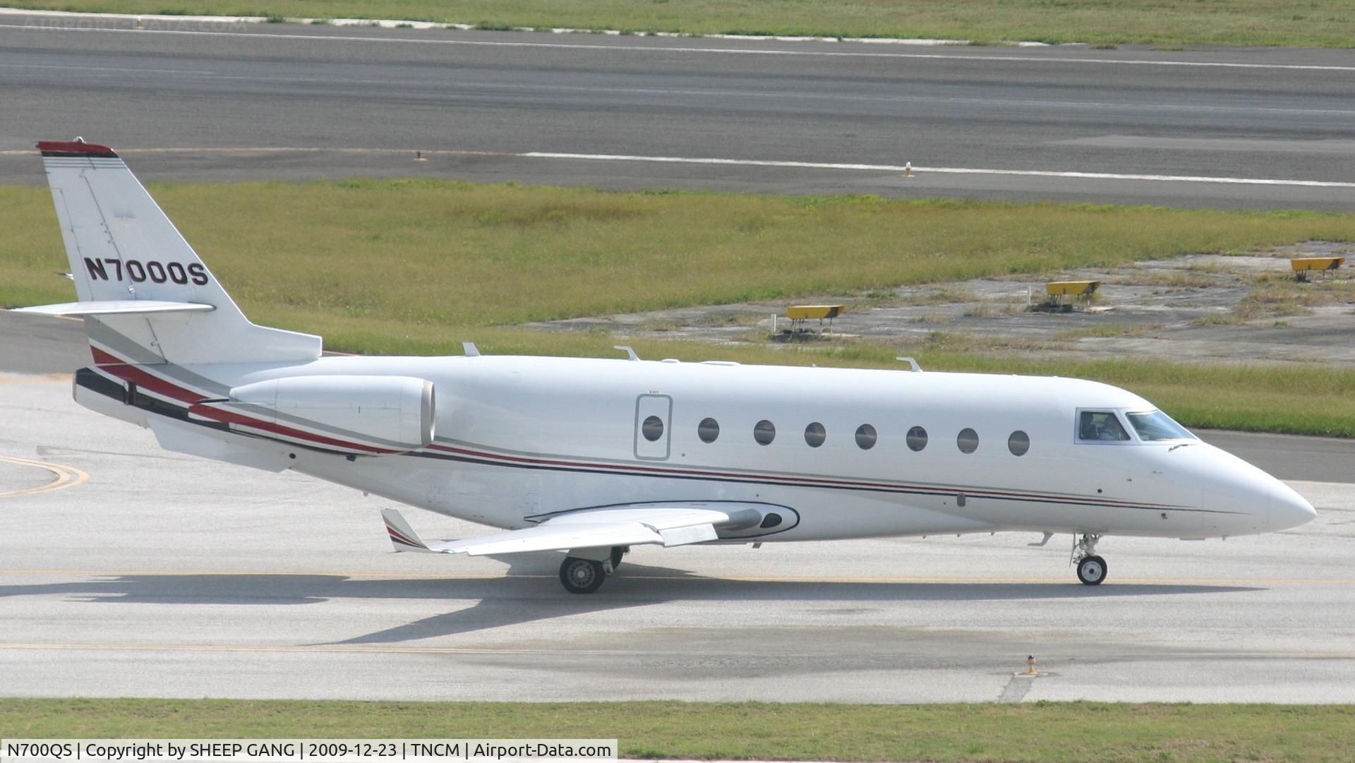 N700QS, 2001 Israel Aircraft Industries IAI-1126 Galaxy C/N 052, N700QS taxing to Alpha for take off