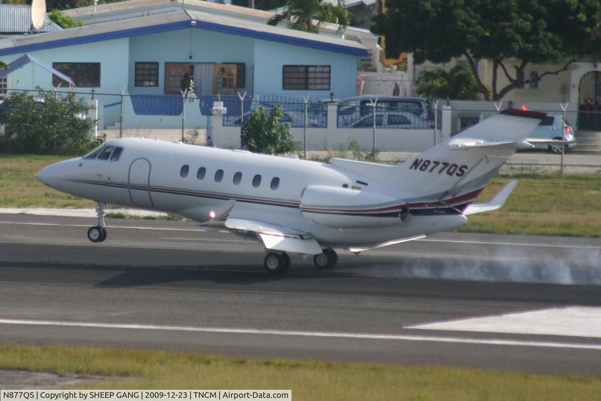 N877QS, 2008 Hawker Beechcraft Hawker 900XP C/N HA-0066, N877QS landing at TNCM on runway 10