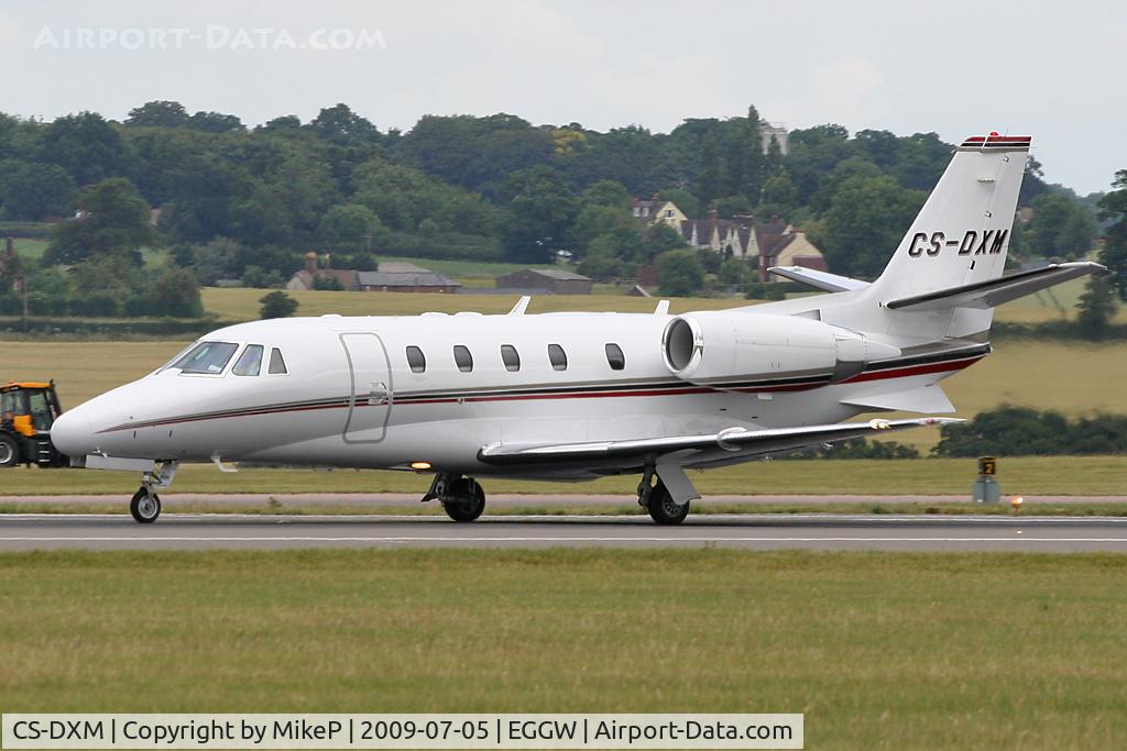 CS-DXM, 2007 Cessna 560 Citation XLS C/N 560-5683, Rolling down Runway 26.