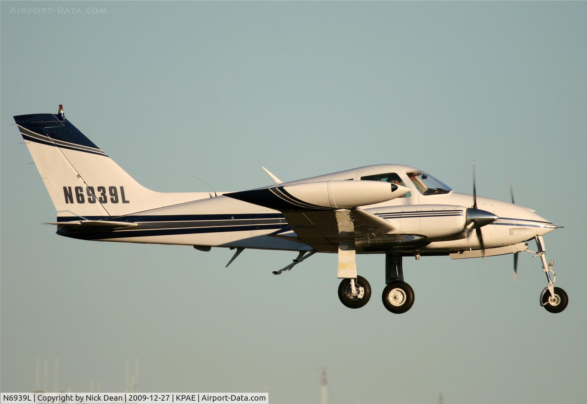 N6939L, 1966 Cessna 310K C/N 310K0039, KPAE