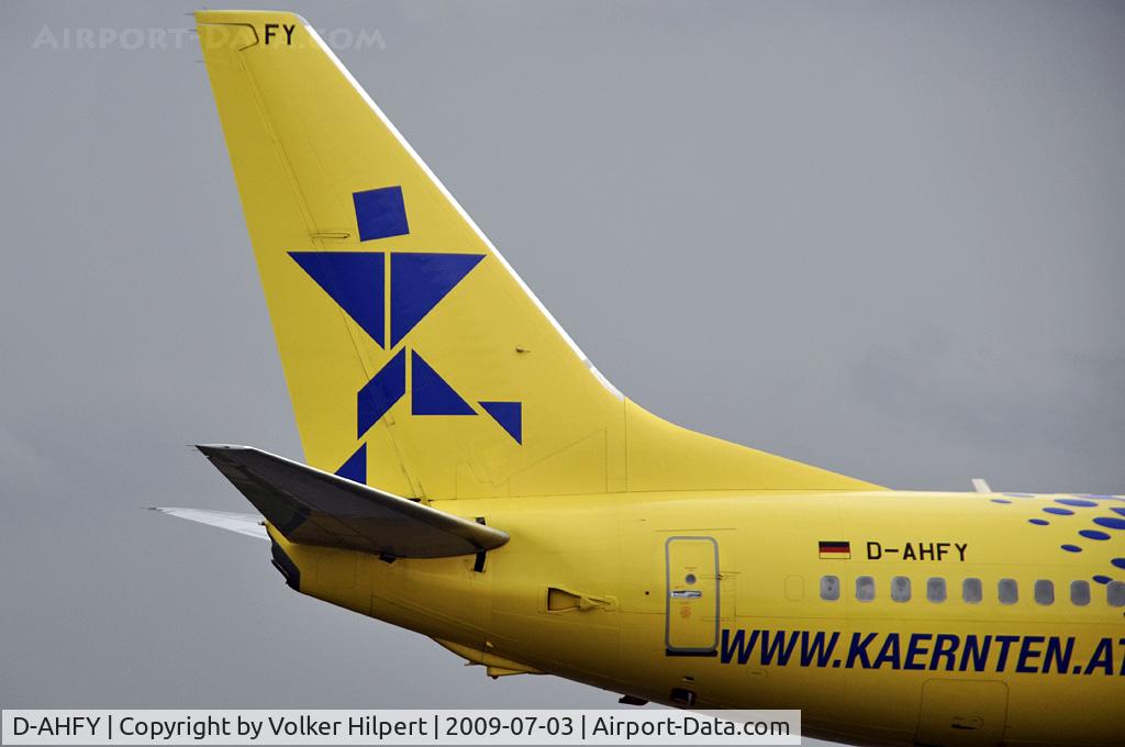 D-AHFY, 2001 Boeing 737-8K5 C/N 30417, at dus