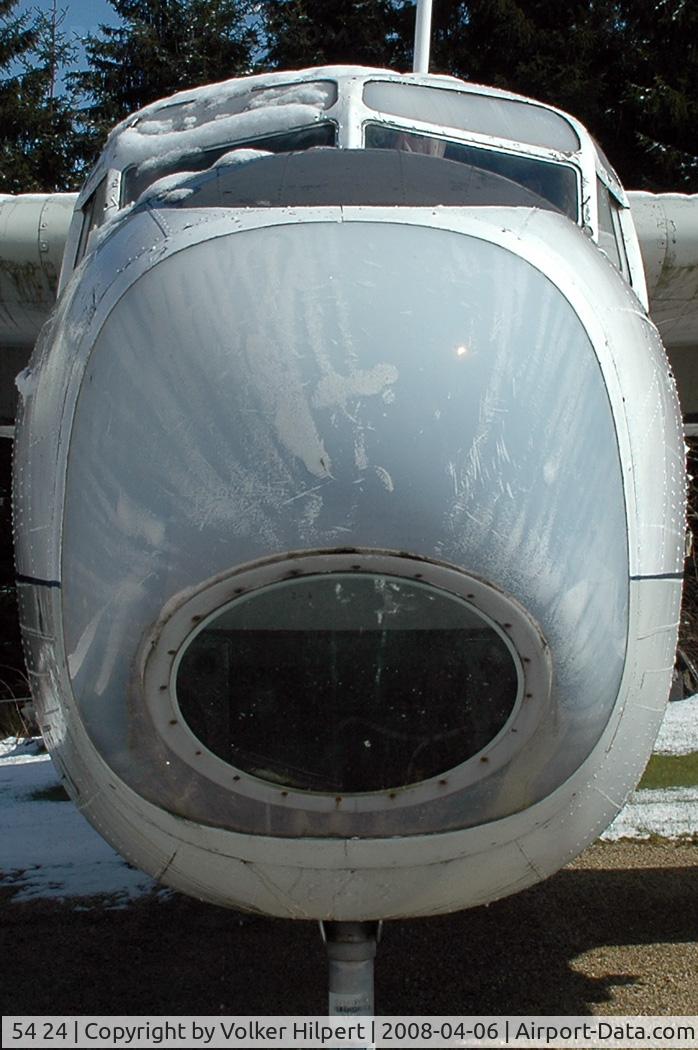 54 24, Hunting Percival P-66 Pembroke C54 C/N PAC/66/1016, at Hermeskeil