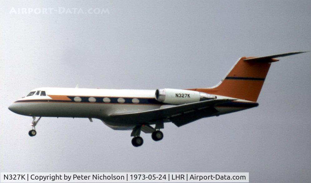 N327K, 1968 Grumman G-1159 Gulfstream II C/N 025, Gulfstream II operated by the Ford Motor Company on finals to Heathrow in May 1973.