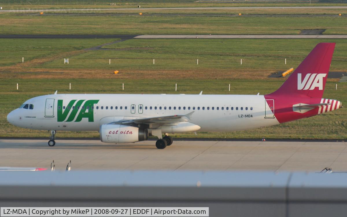 LZ-MDA, 2006 Airbus A320-232 C/N 2732, Taxiing to stand remote to T2.