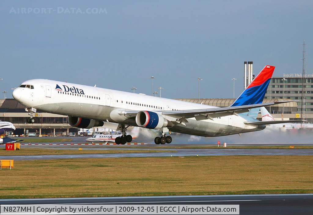 N827MH, 2001 Boeing 767-432/ER C/N 29705, Delta '767-400 departing RW23R at MAN.