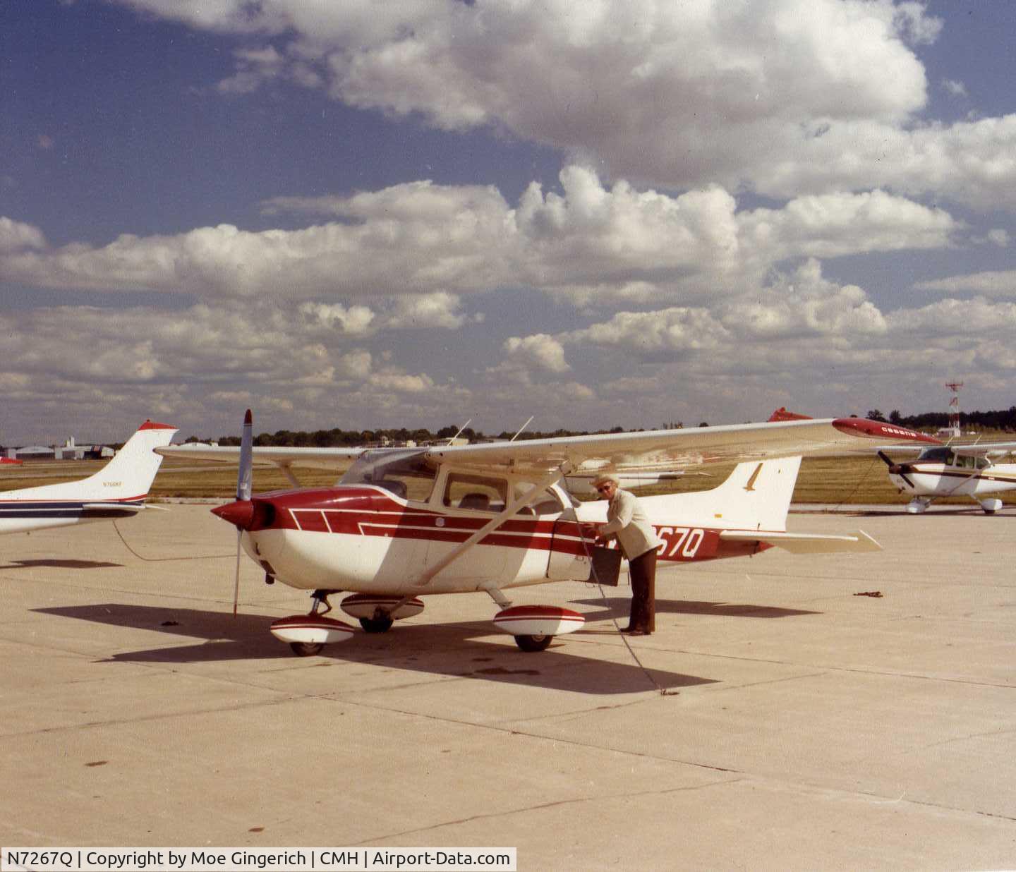 N7267Q, 1999 Cessna 172S C/N 172S8148, Getting ready to depart CMH for Plain City, Ohio USA