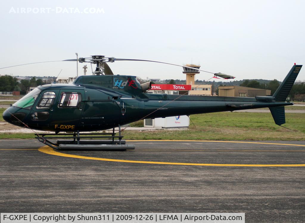 F-GXPE, Eurocopter AS-350B-2 Ecureuil C/N 9031, Parked...