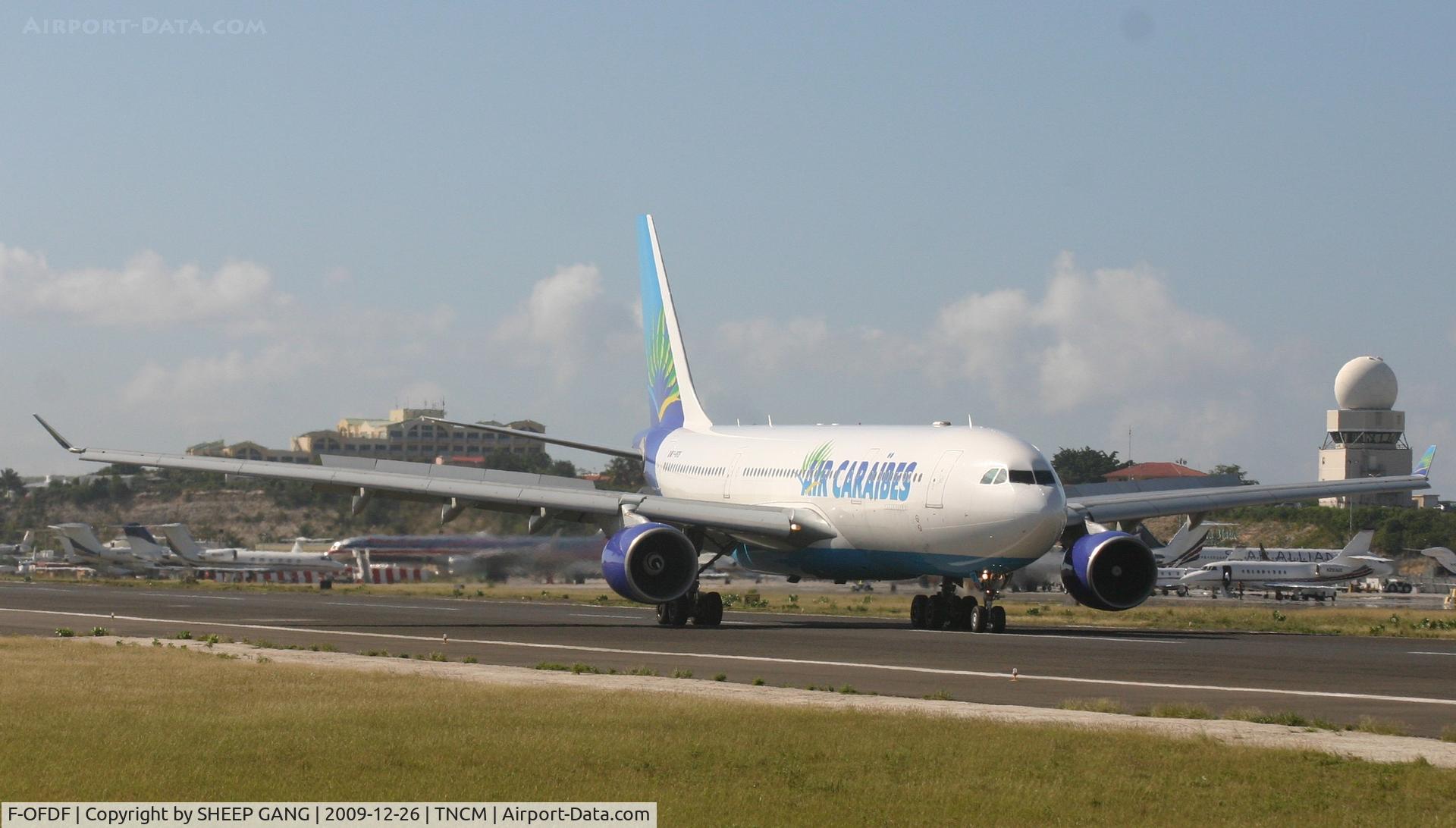 F-OFDF, 1999 Airbus A330-223 C/N 253, Air caraibes A330  just landed at tncm and coming to a compleet stop