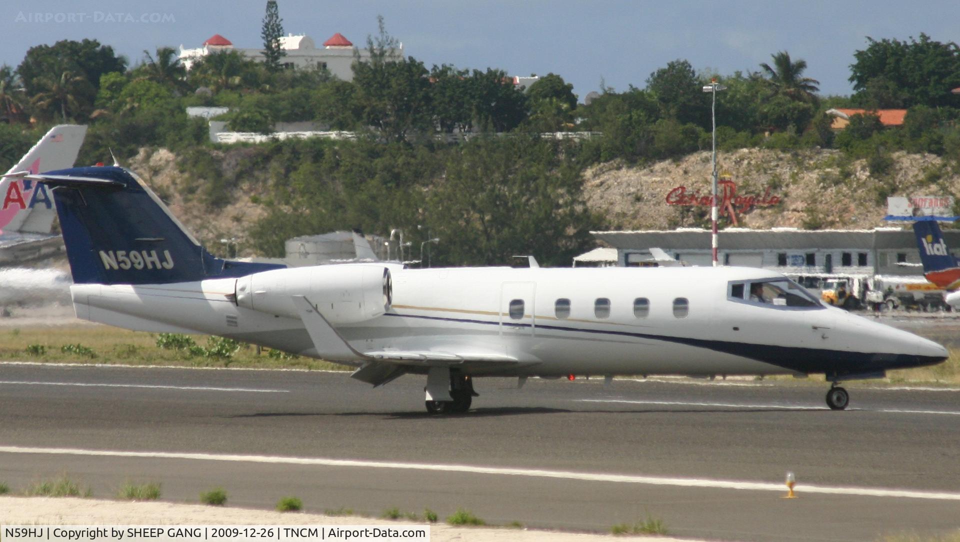 N59HJ, 1982 Gates Learjet 55 Longhorn C/N 027, N59HJ just landed and now back tracking on the runway