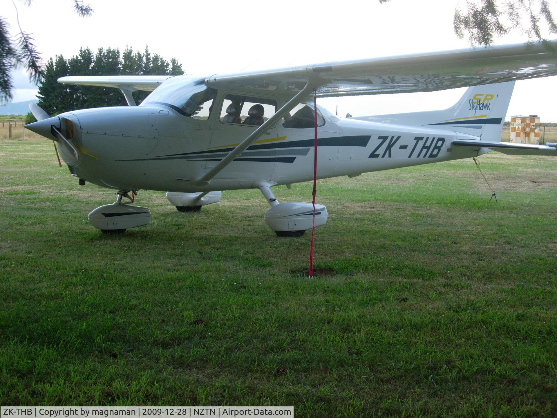 ZK-THB, Cessna 172S C/N 172S8927, Holiday visitor