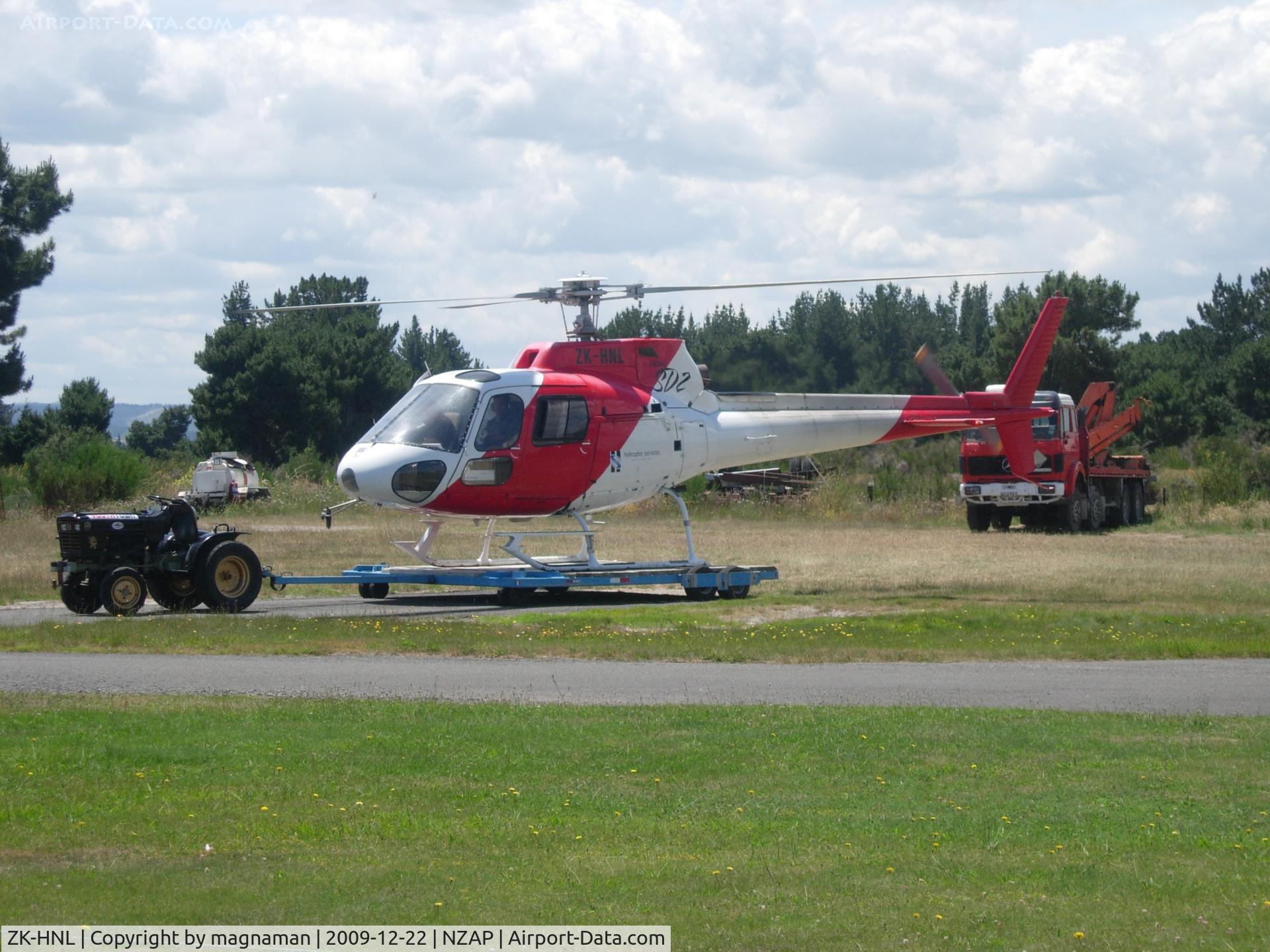 ZK-HNL, Aerospatiale AS-350B-2 Ecureuil C/N 1550, Spot landed on trailer