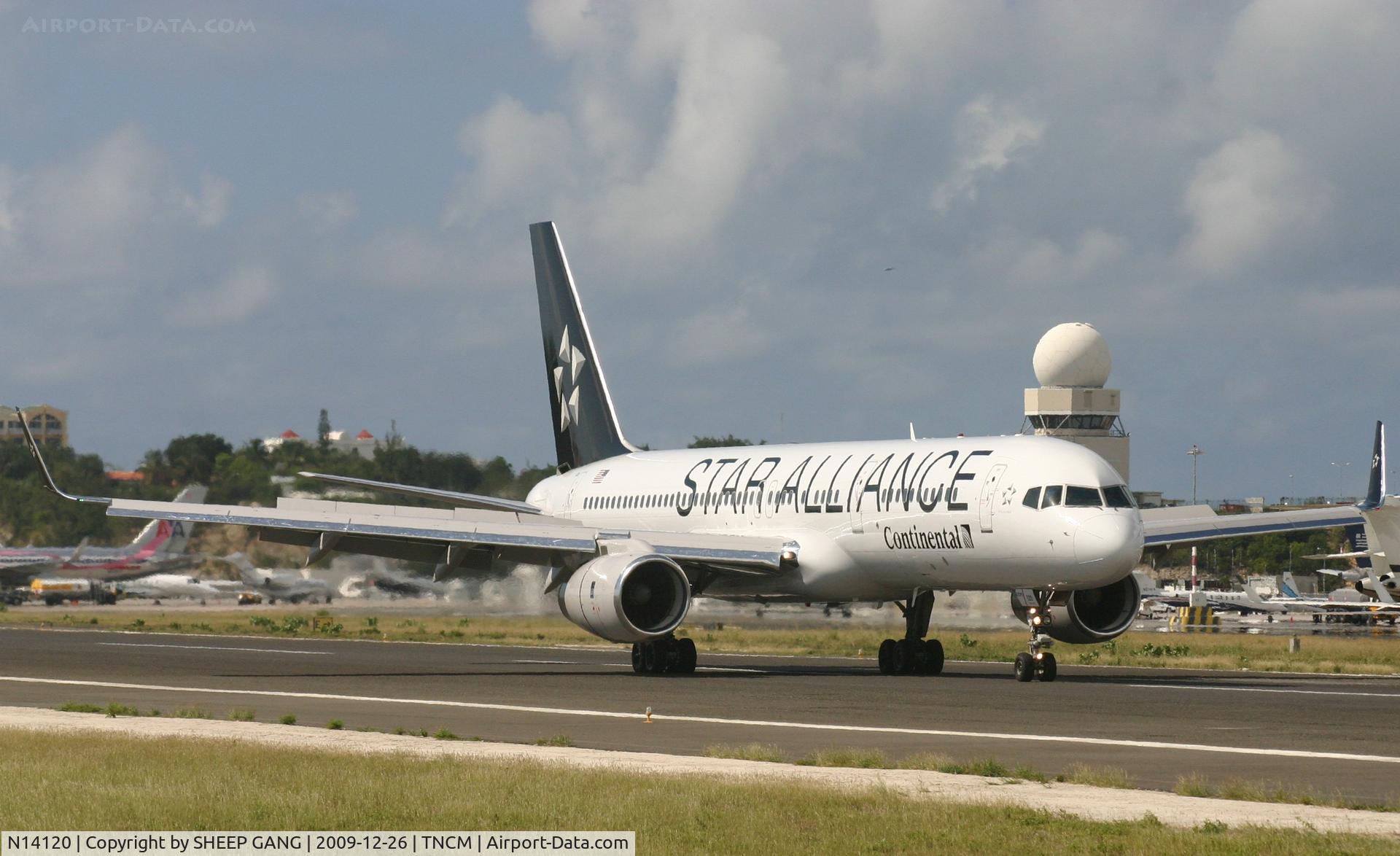 N14120, 1997 Boeing 757-224 C/N 27562, N14120 continental just landed at TNCM