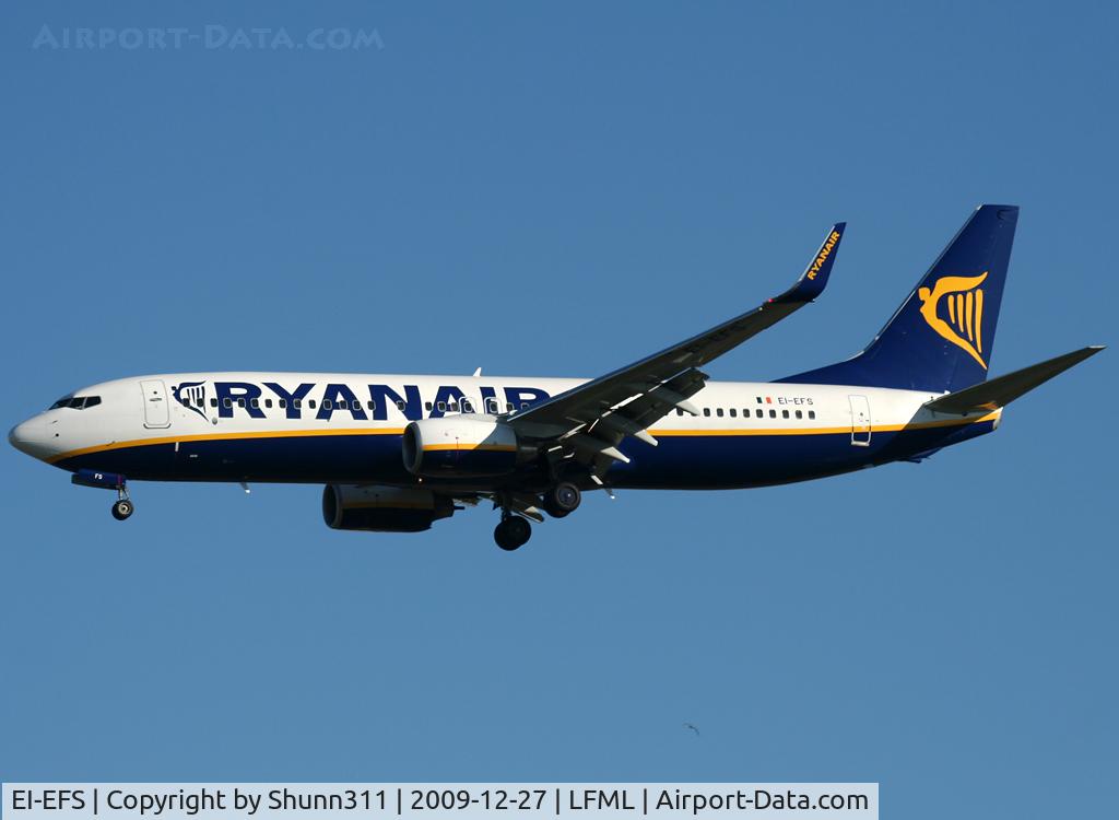 EI-EFS, 2009 Boeing 737-8AS C/N 37542, Landing rwy 31R