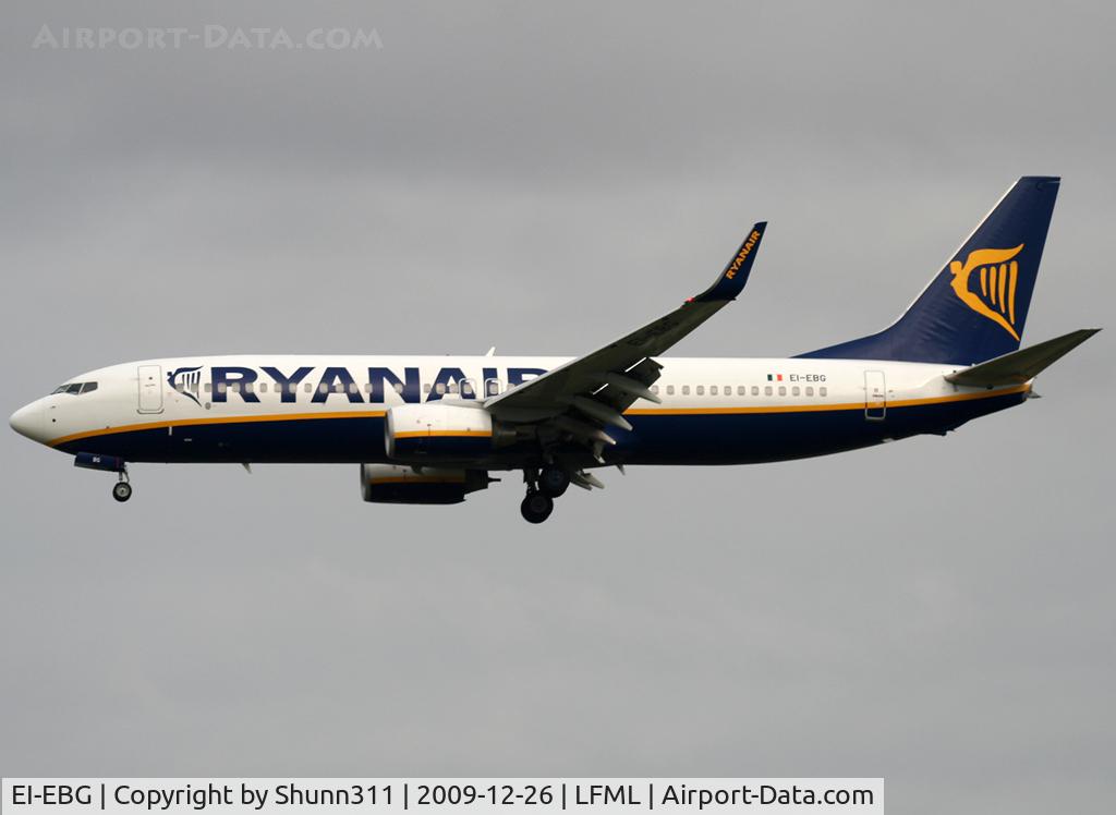 EI-EBG, 2009 Boeing 737-8AS C/N 37525, Landing rwy 31R