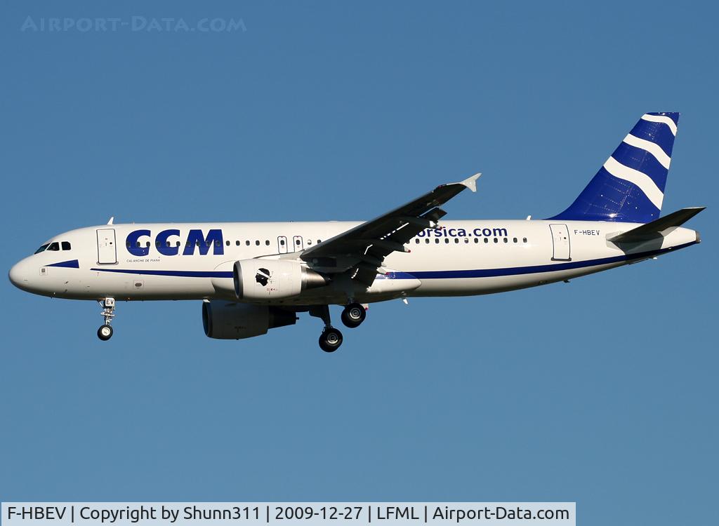 F-HBEV, 2009 Airbus A320-214 C/N 3952, Landing rwy 31R