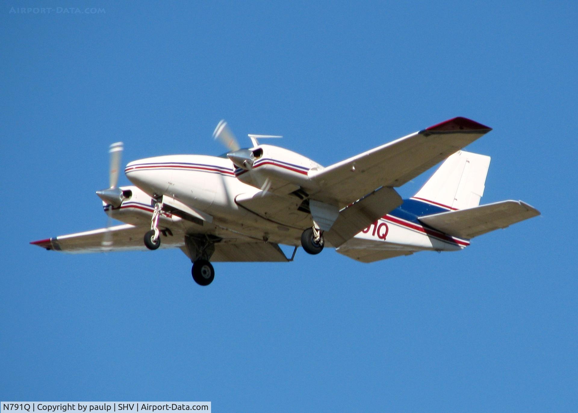 N791Q, 1969 Beech D55 Baron C/N TE-724, Landing on 23 at Shreveport Regional.
