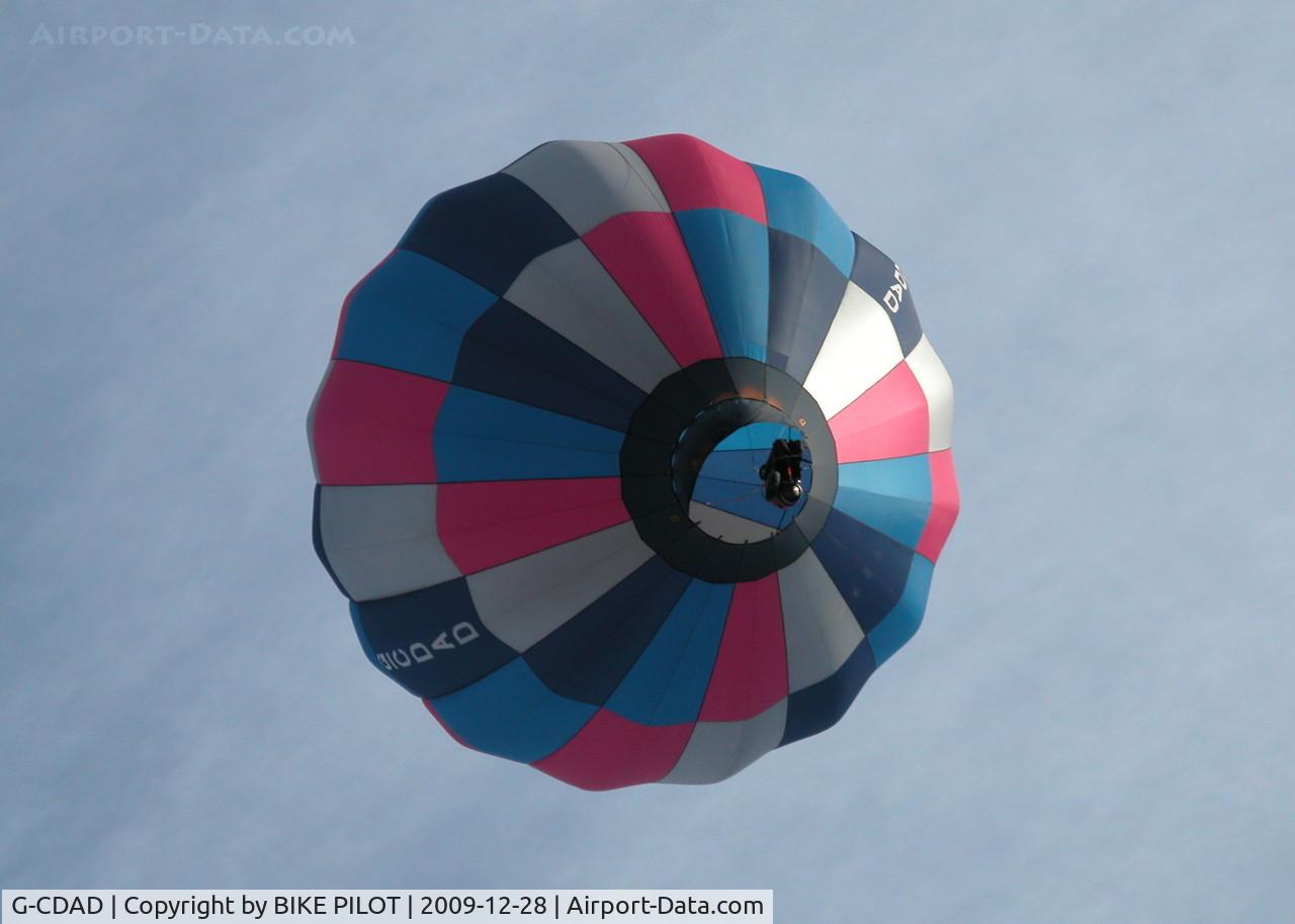 G-CDAD, 2004 Lindstrand Hot Air Balloons Ltd LBL 25A CLOUDHOPPER C/N 1003, SEEN FLYING OVER FARNHAM SURREY