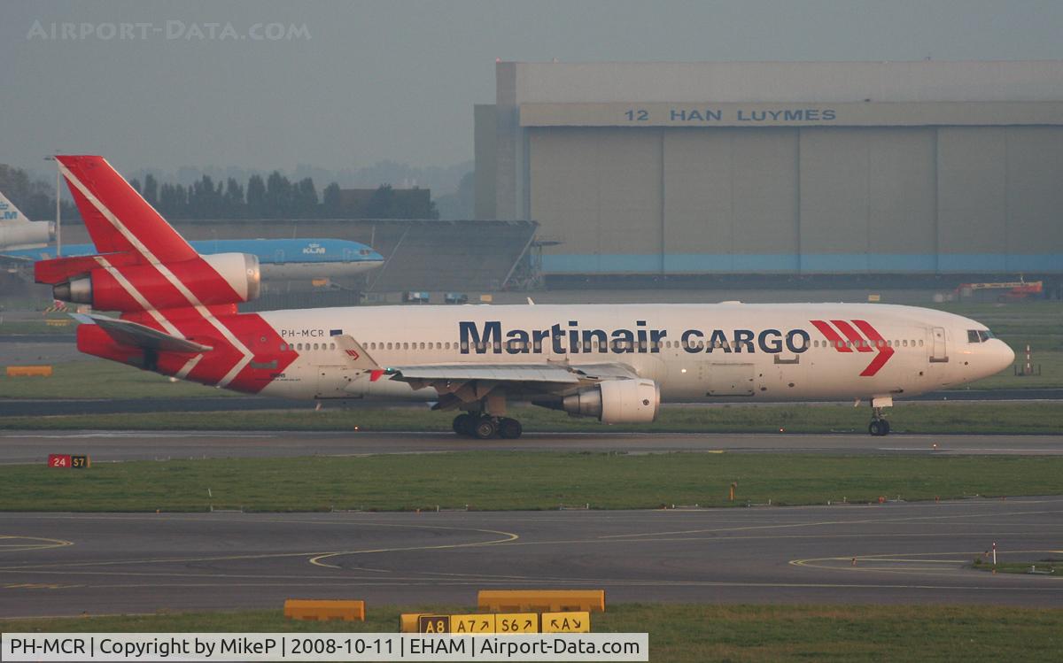 PH-MCR, 1995 McDonnell Douglas MD-11F C/N 48617, Lining up on Runway 24 for departure.