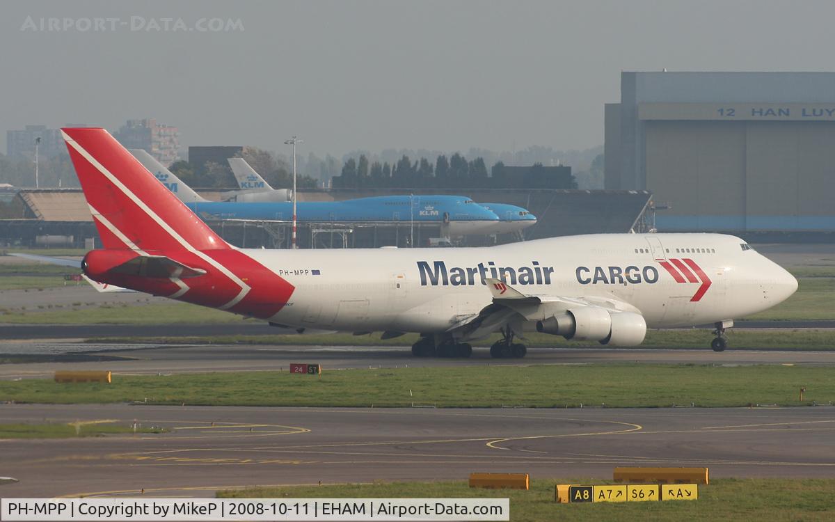 PH-MPP, 1989 Boeing 747-412/BCF C/N 24061, Lining up on Runway 24 for departure.