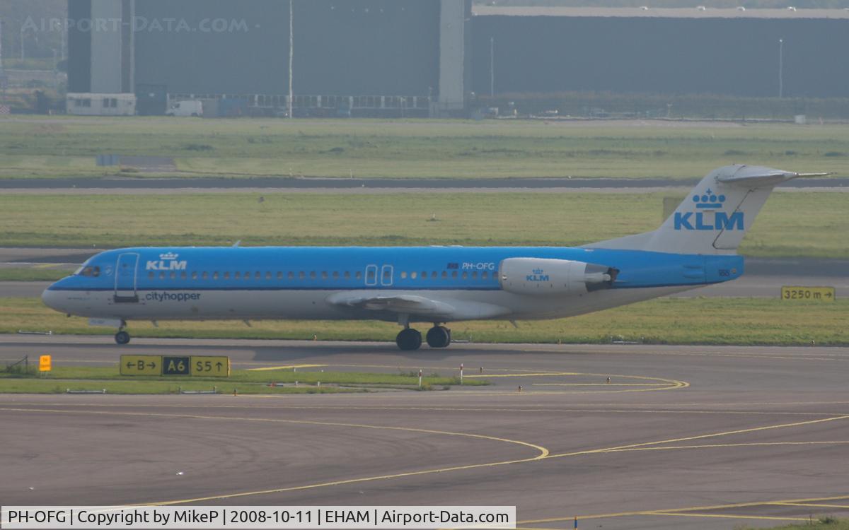 PH-OFG, Fokker 70 (F-28-0070) C/N 11275, Heading for departure.
