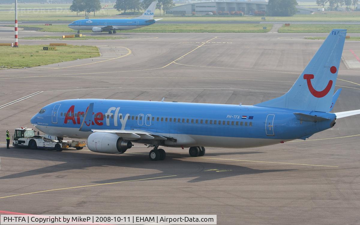 PH-TFA, 2007 Boeing 737-8K5 C/N 35100, Pushing back & engine start.