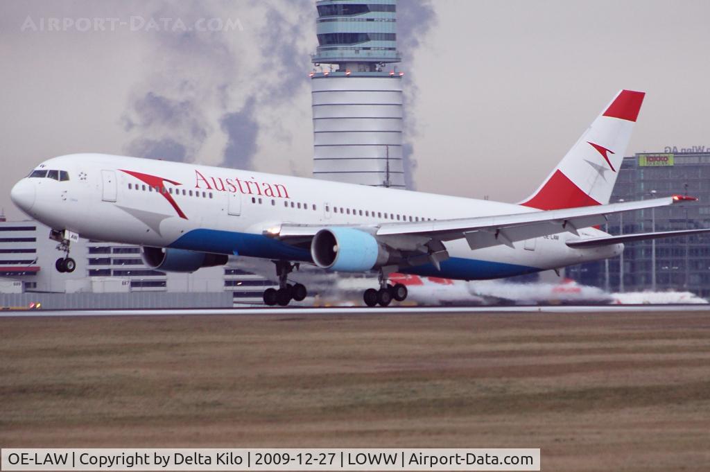 OE-LAW, 1992 Boeing 767-3Z9/ER C/N 26417, AUSTRIAN AIRLINES