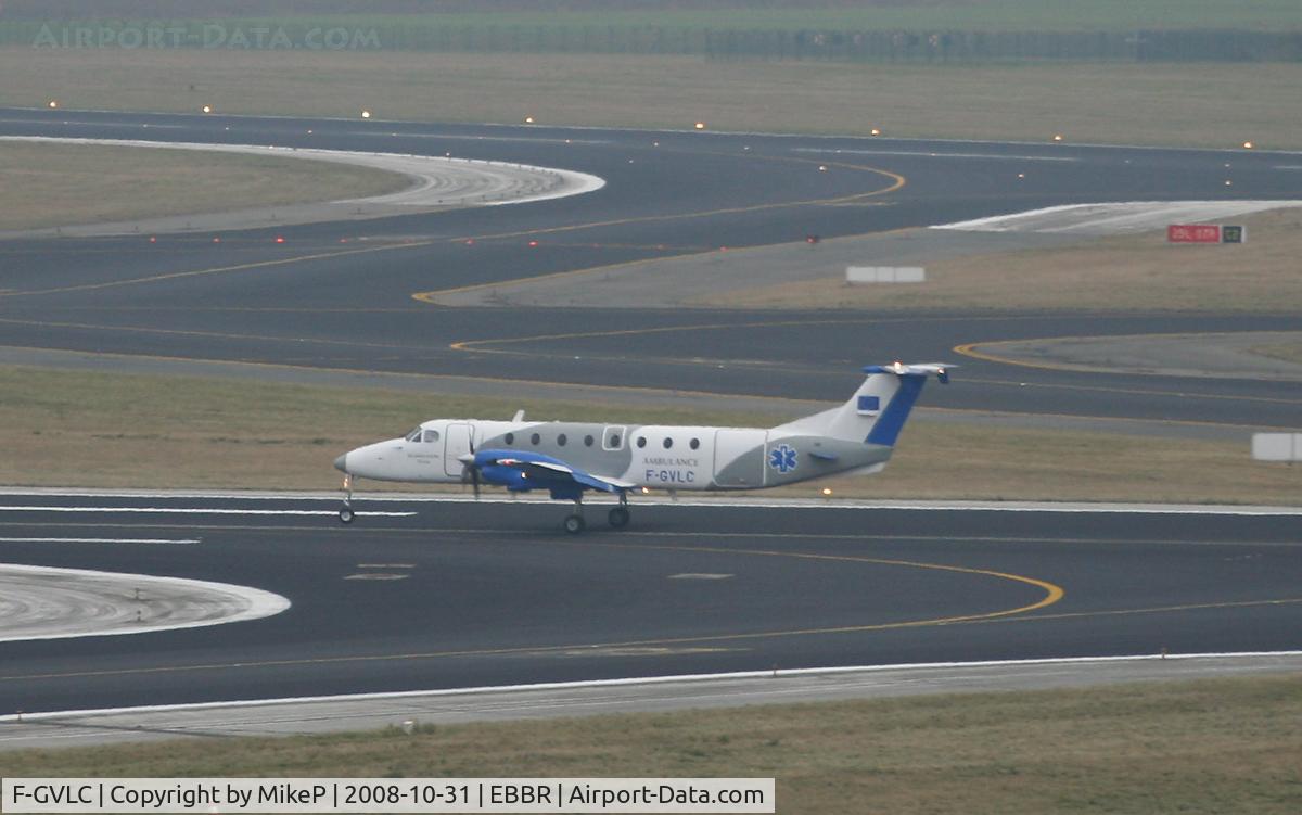 F-GVLC, 1991 Beech 1900C-1 C/N UC-168, Departure roll from BRU.