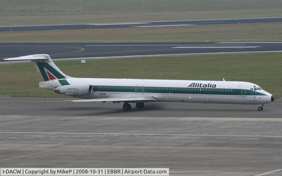 I-DACW, 1991 McDonnell Douglas MD-82 (DC-9-82) C/N 53057/1894, Heading to 07R for departure.