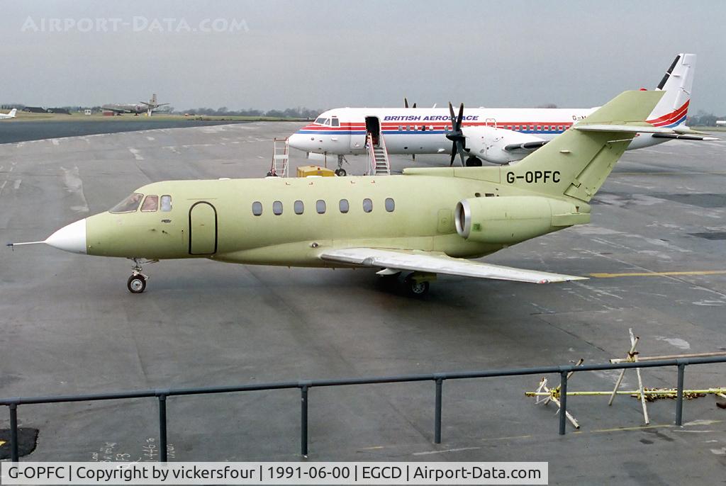 G-OPFC, British Aerospace BAE.125-1000 C/N 258159, One of three development 125-1000 based with the Flight Test Centre at Woodford.