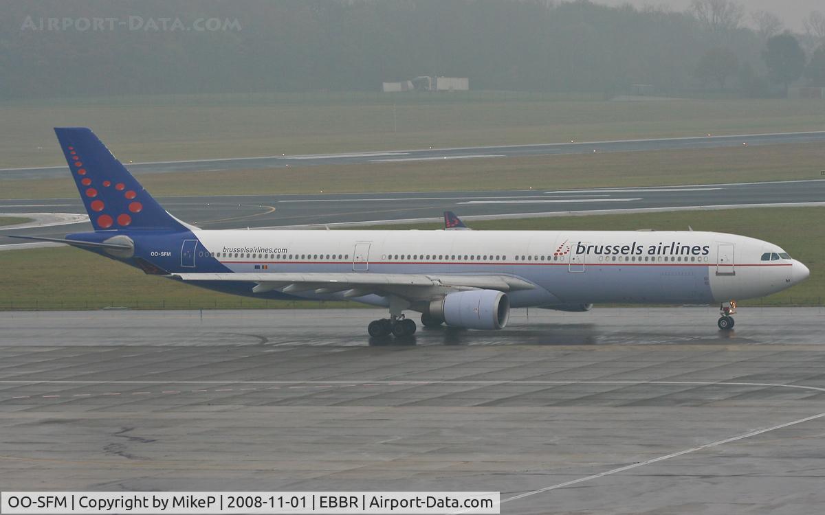 OO-SFM, 1993 Airbus A330-301 C/N 030, Heading to 07R for departure.