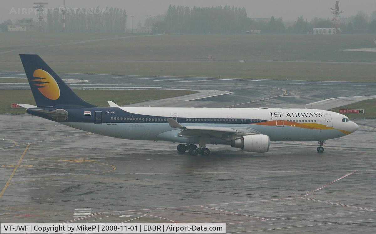 VT-JWF, 2007 Airbus A330-202 C/N 825, Heading to 07R for departure.
