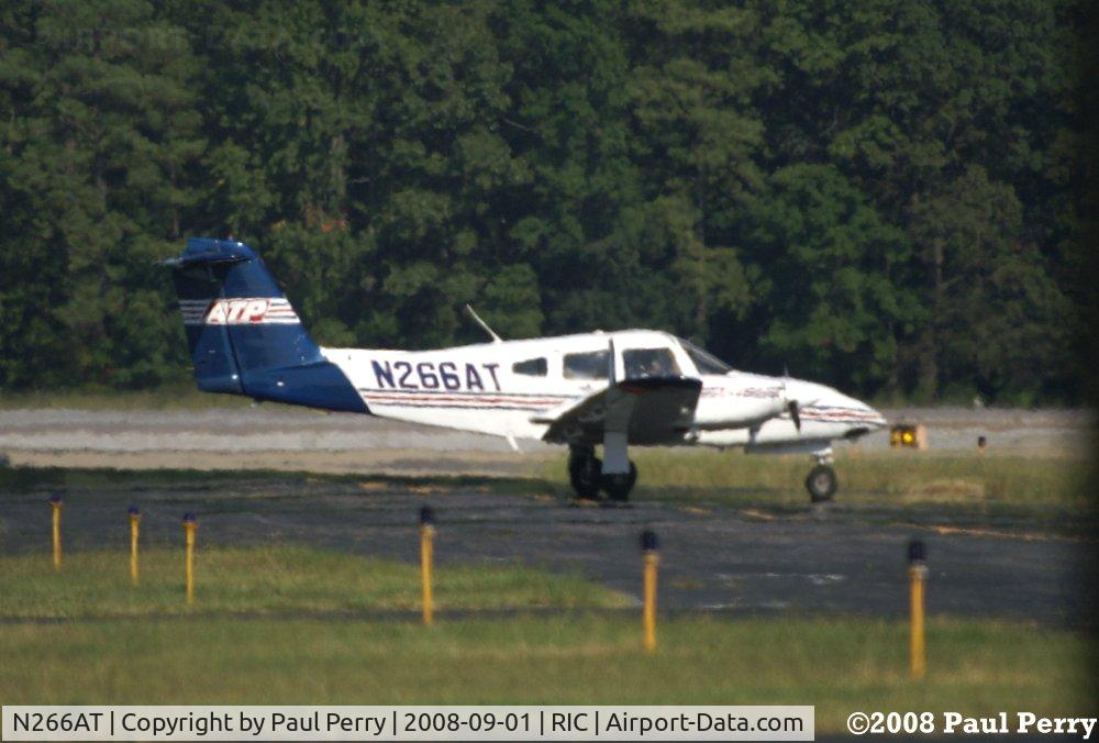 N266AT, 2001 Piper PA-44-180 Seminole C/N 4496104, Warming up away from the runway