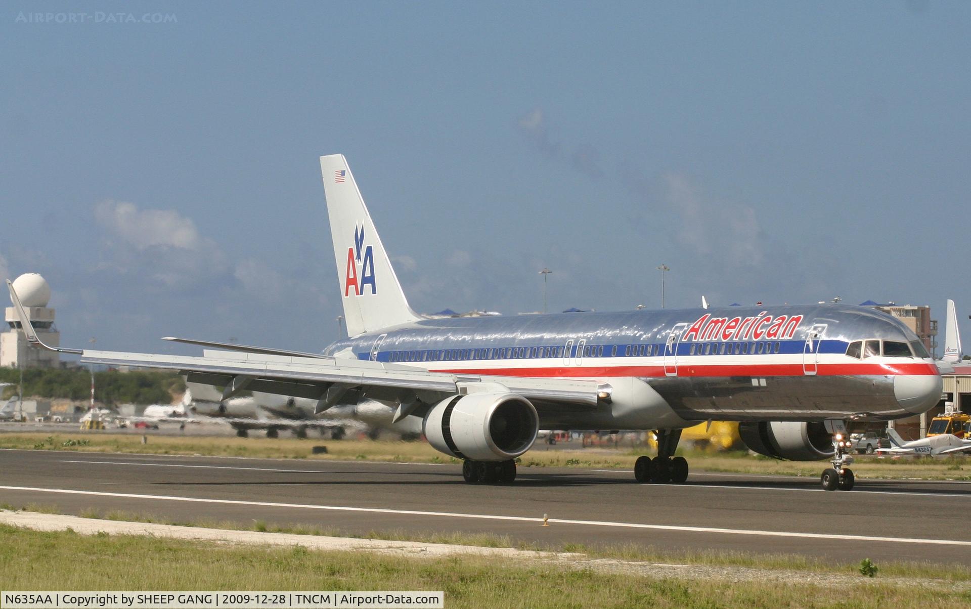 N635AA, 1990 Boeing 757-223 C/N 24593, American airlines just landed on runway 10 in from KJFK
