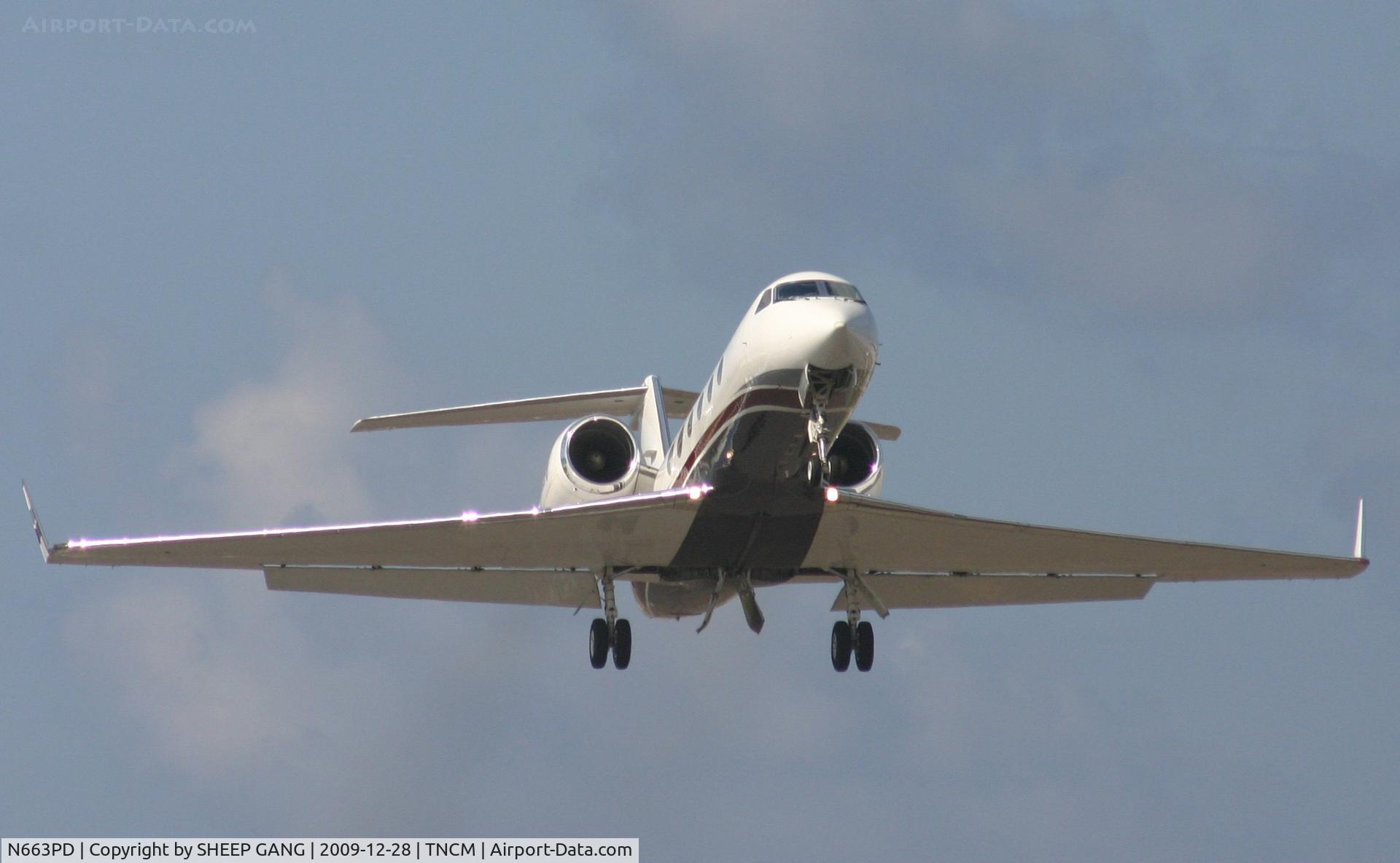 N663PD, 1987 Gulfstream Aerospace G-IV C/N 1022, N663PD departing TNCM