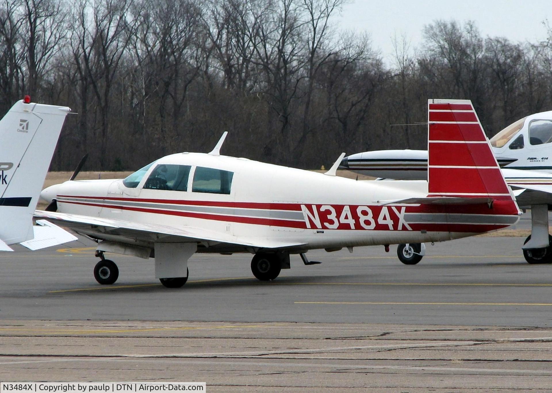 N3484X, 1966 Mooney M20E Super 21 C/N 1156, At Downtown Shreveport.