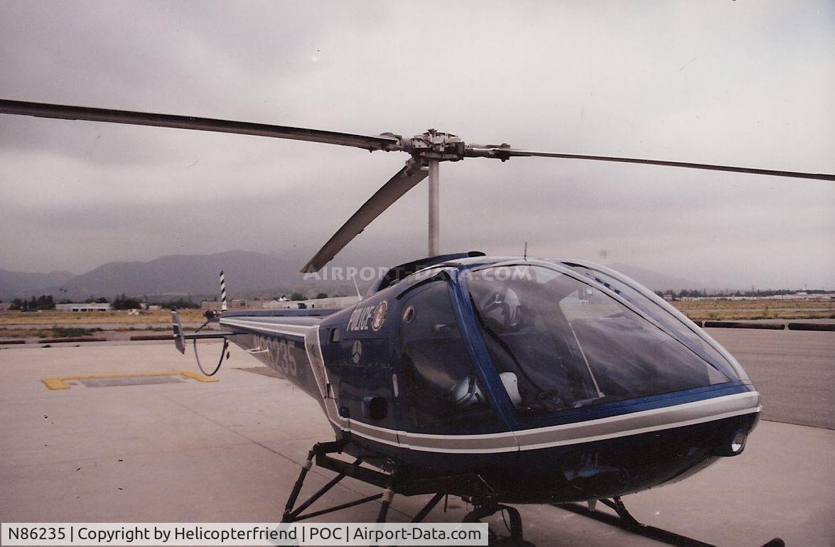 N86235, 1985 Enstrom 280FX Shark C/N 2002, Scanned from PPD archive, parked at current heliport on southside